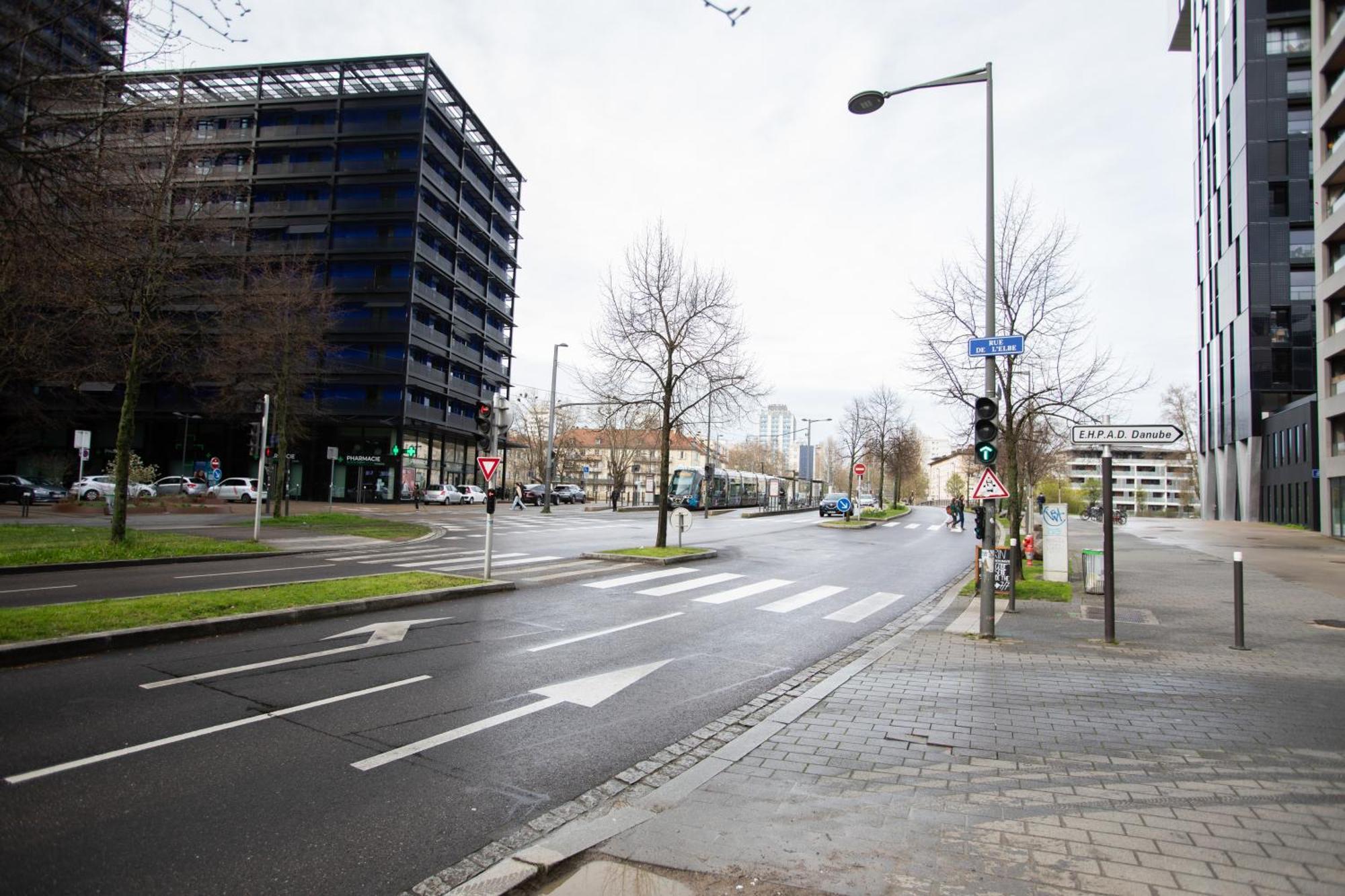 Appartement Moderne Au Centre Ville ストラスブール エクステリア 写真