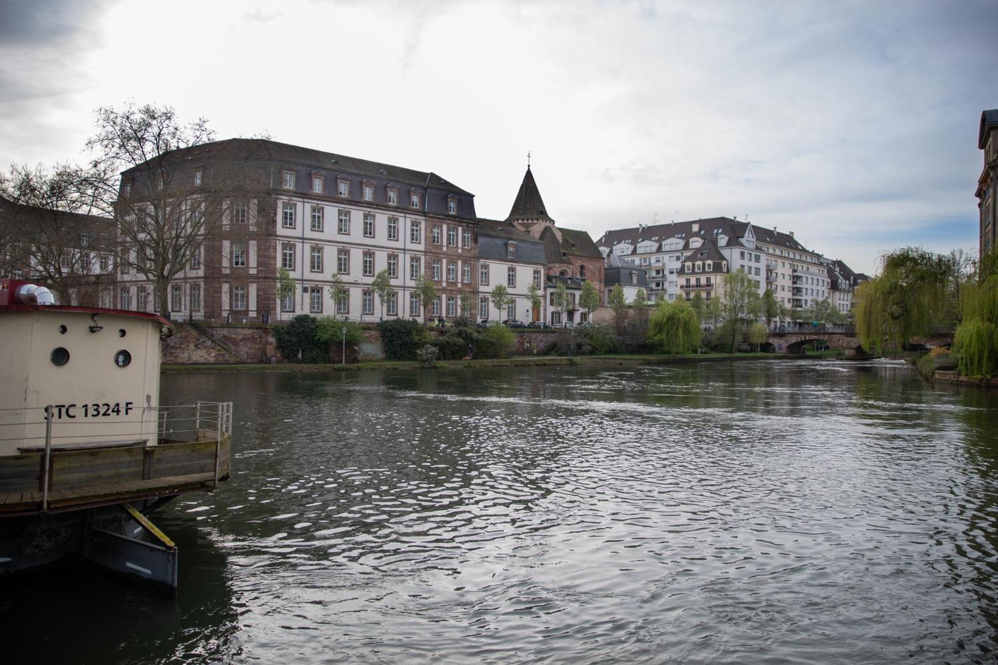 Appartement Moderne Au Centre Ville ストラスブール エクステリア 写真